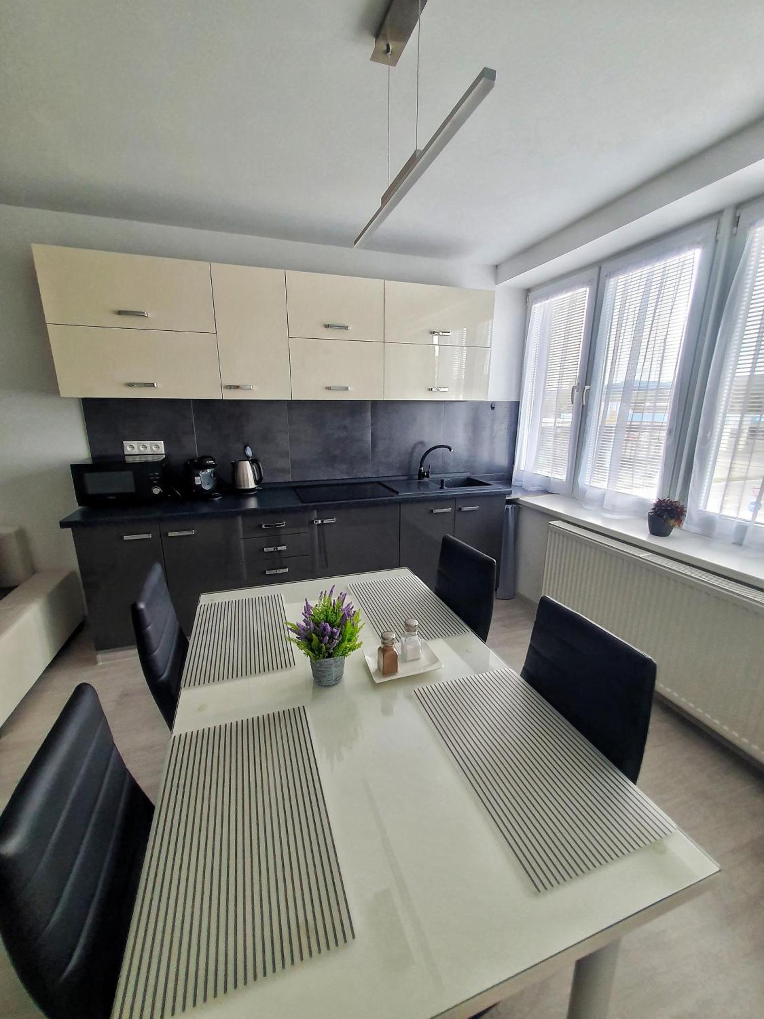 Apartmány Bytča Bytca Exterior foto